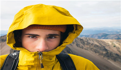 Precautions for using metal zippers