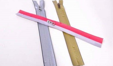 How to Protect The Zipper When Washing Clothes?