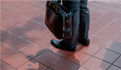 Zippers Application in Shoe Industry