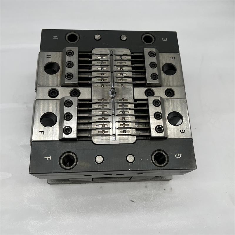 插销模具图片