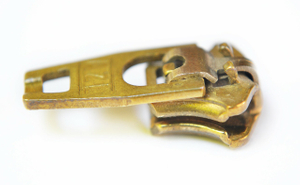 59-1-metal zipper slider.jpg