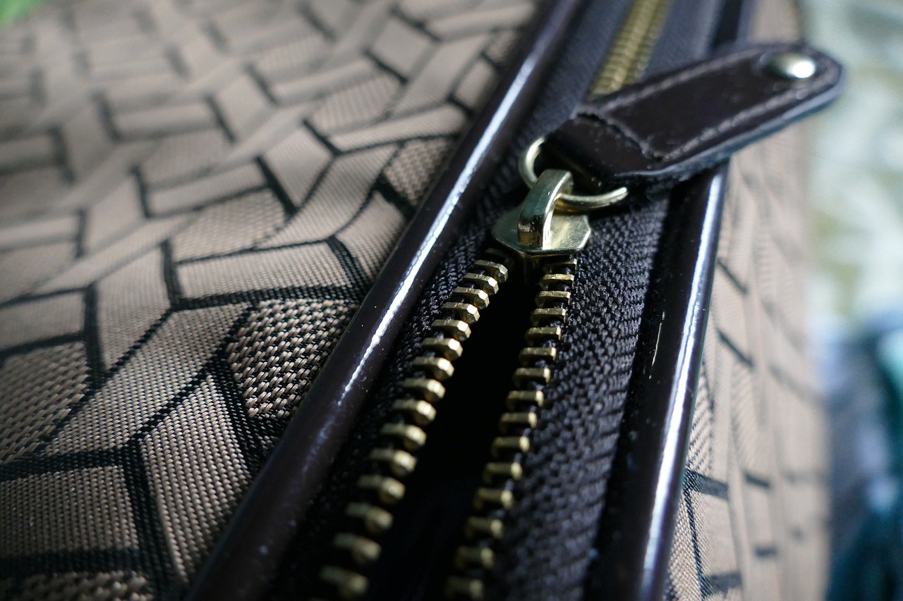 63-2-metal zipper teeth